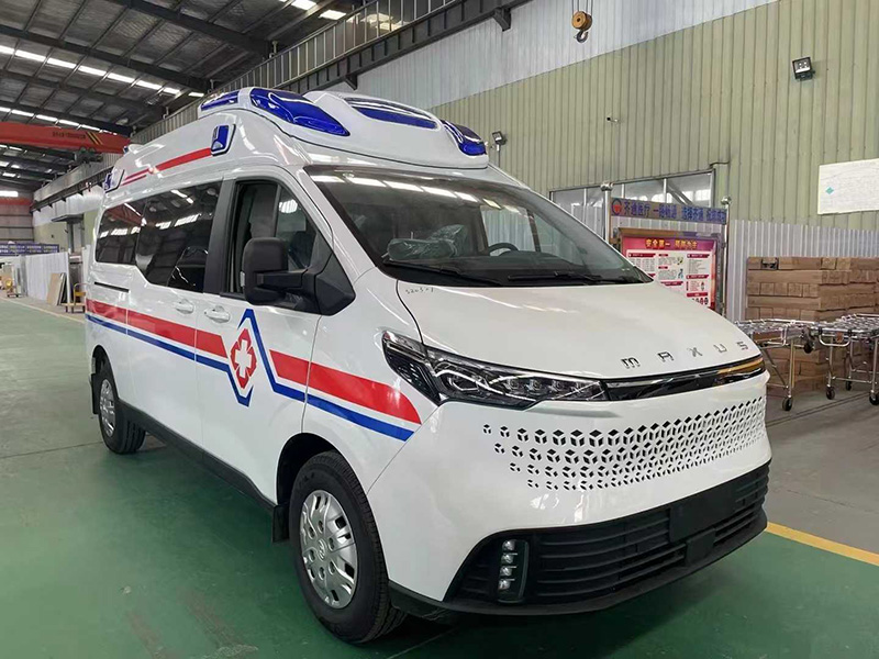 大通V70救护车