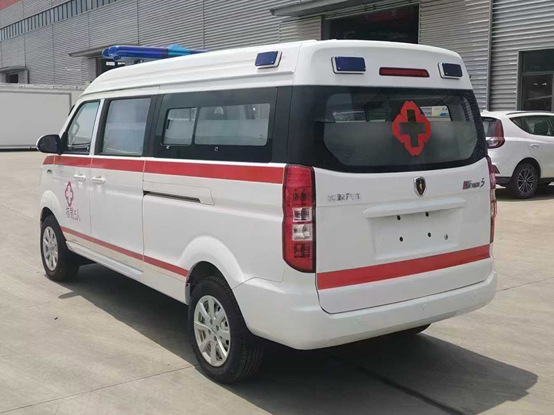 华晨金杯-新海狮S救护车