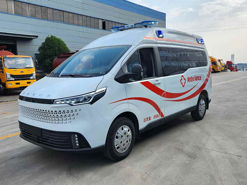 依维柯聚星救护车