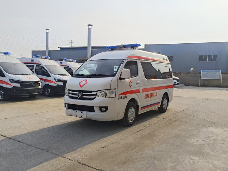 福田G7短轴转运型救护车