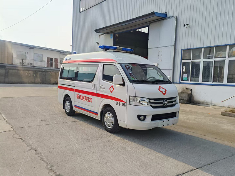 福田G7短轴转运型救护车