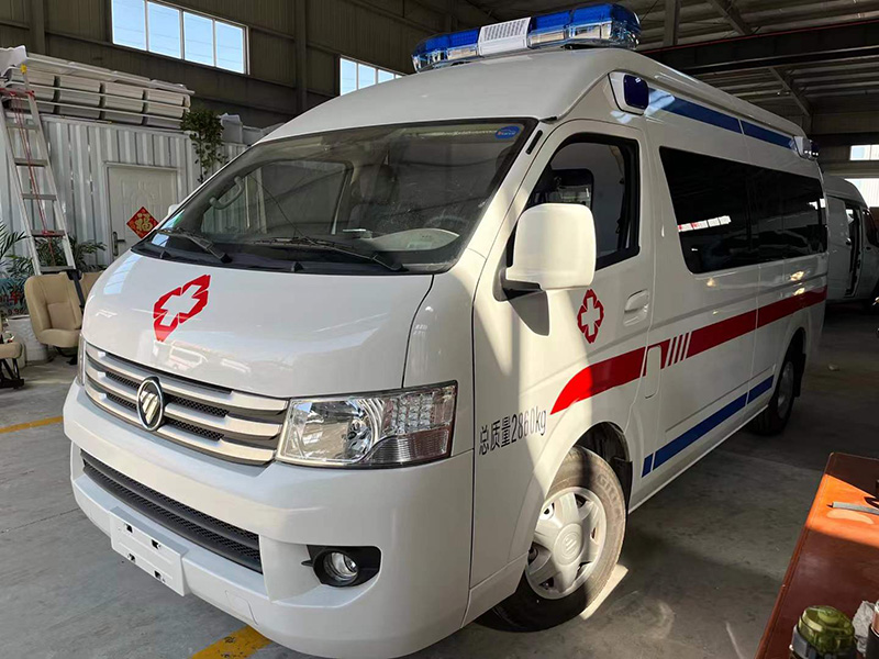 福田G9长轴监护型救护车