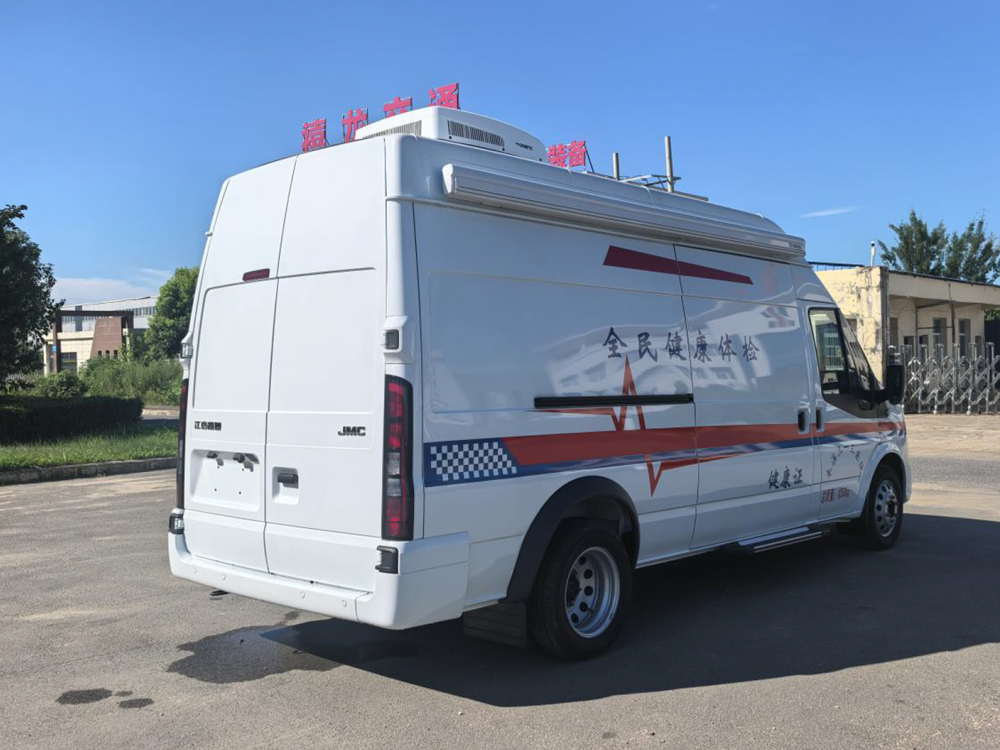 新款江铃福顺DR健康医疗体检车