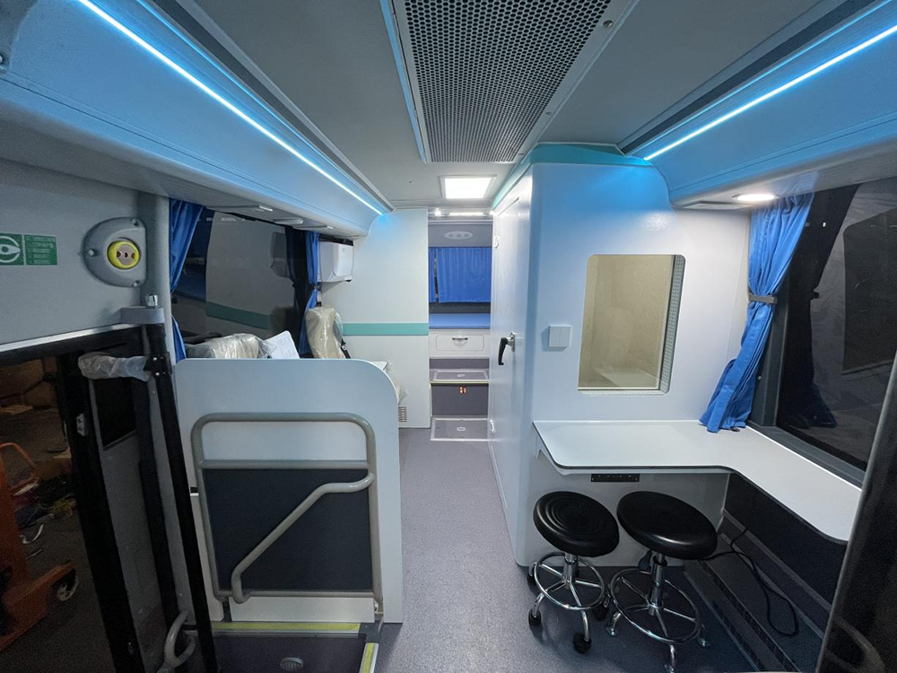 医疗体检车配置单8.2米