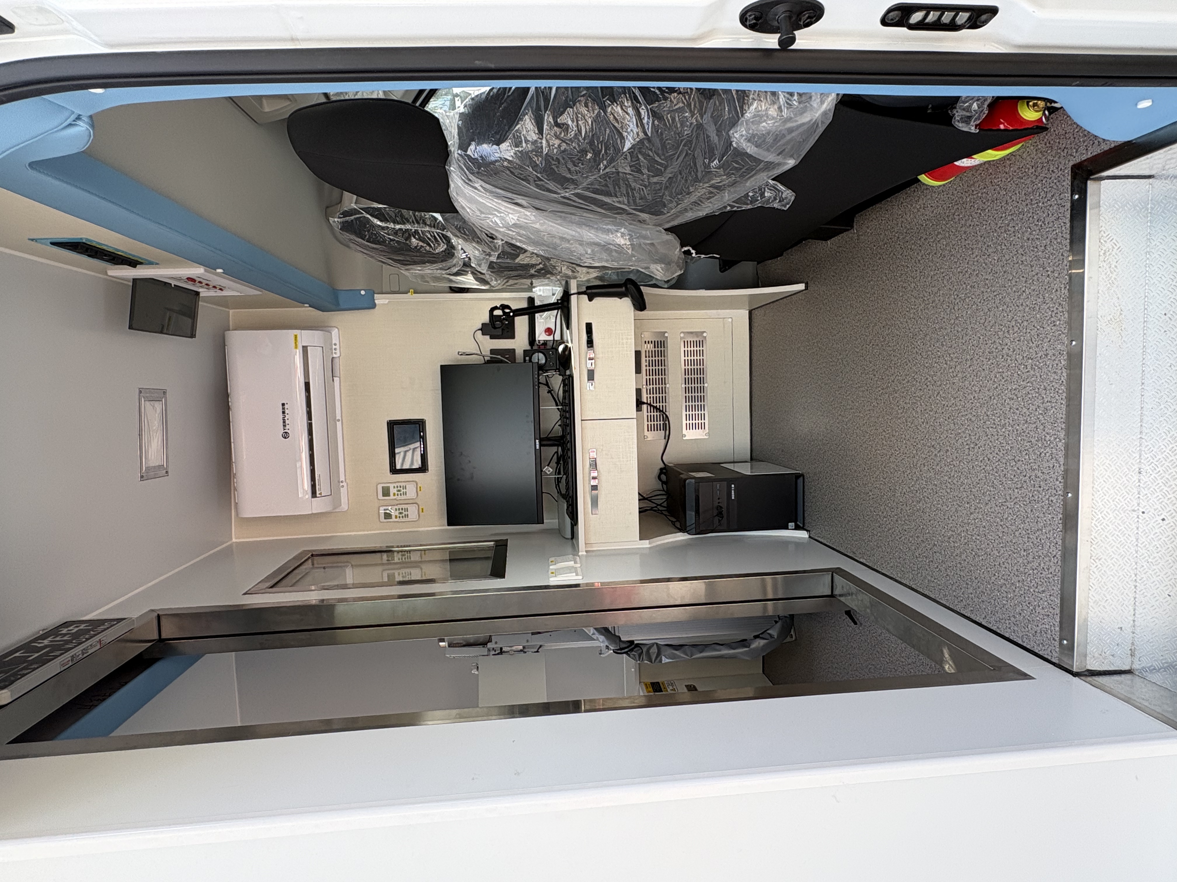 新款江铃福顺DR健康医疗体检车